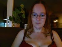 Hey, tja wat moet je hier neerzetten haha. Ik ben Sabina 43 jaar en ben op zoek naar wat plezier, spanning en avontuur.  Dit kan je zo breed zien als je zelf wil haha. Ik hoop iemand te leren kennen die gezellig spontaan en ondeugend kan zijn. Zie je jezelf hierin of heb je gewoon zin in (ont-) spanning zonder verplichtingen dan weet je me te vinden ;)   Liefs Sabina     (Vaak online tussen 19.30-23 uur)