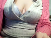 ik ben een leuke meid dat van plezier houd, ik maak je hoofdje zot met mijn supergeile praat en maak je dromen waar, kies voor me als je een toffe en leuke tijd tegemoet mee wilt gaan ik heb ook verschillende outfits ( dat ikzelf dagelijks kies wat ik aandoe :)waar ik je compleet gek mee kan maken,  ik hou ervan een man te domineren ik kijk er naar uit om je te ontmoeten :)ik heb geen maatje 38 maar een vollere mooie dame bij domina anne marie kan je volledig jezelf zijn