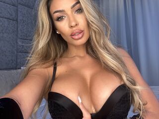 flirt chat room ArianaKroft