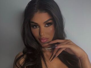 cam girl masturbating with sextoy BellaMuse
