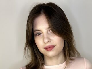 naked camgirl picture ChandraTays