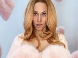 fingering camgirl GingerLynx