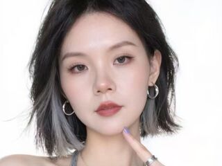 naked camgirl picture GuanshiSun