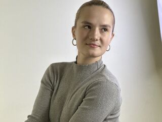 extreme cam picture LorrianePytko