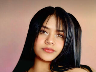 naked webcamgirl picture SolRusso