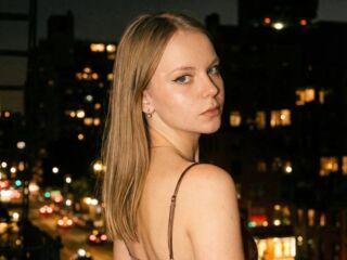 naked cam live SophiePeachy