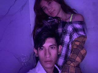 bedroom live webcam AnnyaAndRick