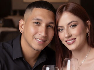 camgirl giving blowjob LukeAndSofiabl