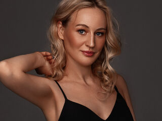 bdsm cam video AbeyAmaze