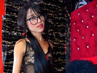 girl spanking web cam SophieFleming