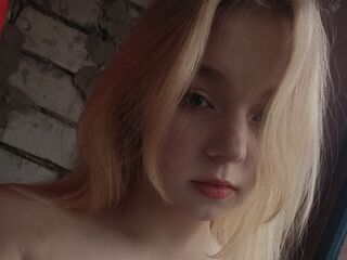 beautiful camgirl AlbertaBadder