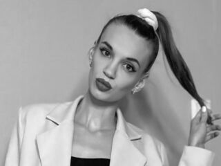 camgirl masturbating with sex toy AlexaSunchez