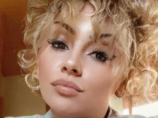 free live chatroom AlexisGray