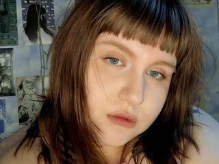 cam girl masturbating with vibrator AliceBunn