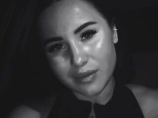 beautiful webcam girl AliceFluffy