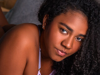 cam girl cam AmaraRuiiz