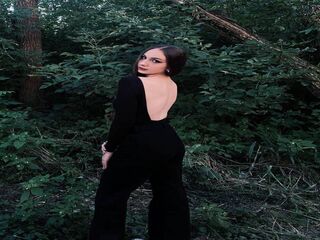 camslut spreading pussy AnnamaeQuartieri