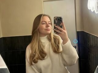 hot girl webcam AryaThomas