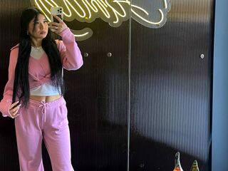 girl chatroom AshtonKerslake