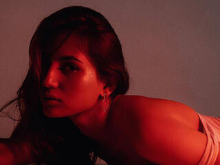 camslut topless AsyaBrooks