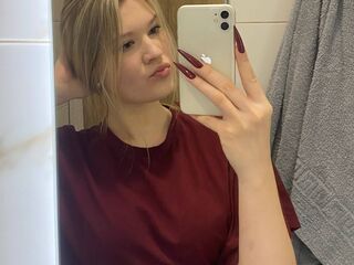 masturbating webcamgirl Bloryjon