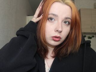 camgirl playing with dildo CassiStone