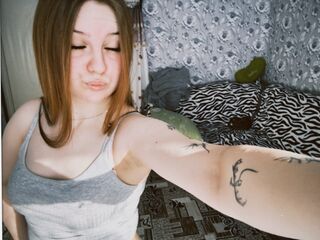 naked cam girl masturbating with dildo ClaraWeston