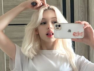 webcamgirl sexchat CourtneyAdamo