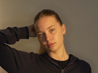 naked girl with cam masturbating CristalCinnamond