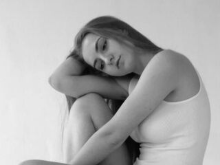 chat room live webcam CwenGammell