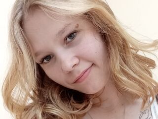 bedroom webcam DainePostema