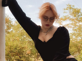 camslut topless DarnellSehorn