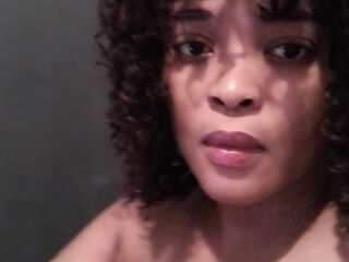 live teaser web cam DelicateDiamond