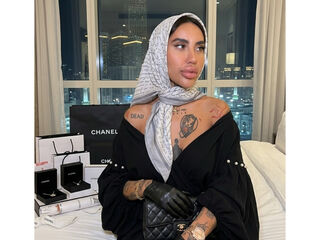 fingering girl webcam  DianaCarolinas