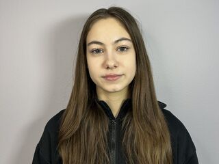 camslut DorethaMadlock