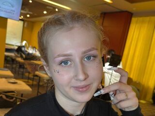 porn webcam EmelinaKrider