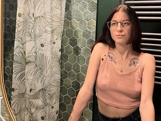 free nude live show EmiliaSmitti