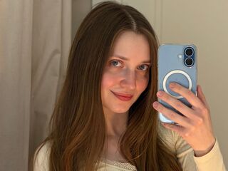 cam girl masturbating with dildo EmmaSagge