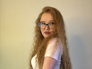 naked camgirl fingering pussy EpifaniaRalls