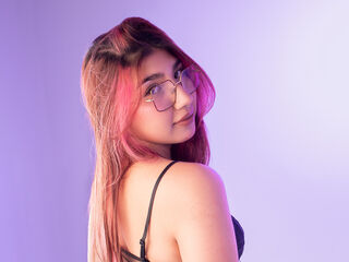 mastubating web cam girl EstefaniCastillo
