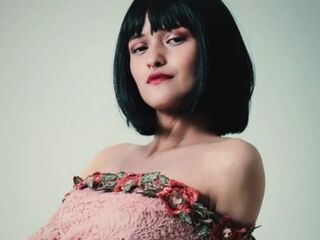 camwhore naked EvyThompson