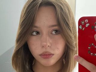 cam girl masturbating with vibrator FelicitaMasten