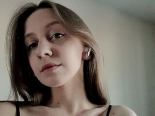 cam girl masturbating with vibrator HildHakes