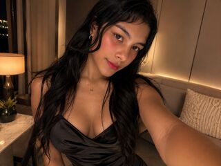 camgirl masturbating with dildo IrinaLewis