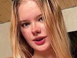 sexy cam girl picture JeannettaCeraos