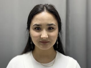 camgirl playing with dildo JessieTurner