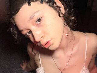 camgirl JolynnOssman