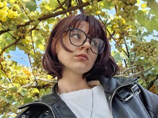 adult webcam chatroom JuliannMunning
