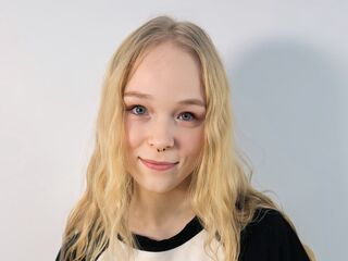 free sexcam KamiMellema