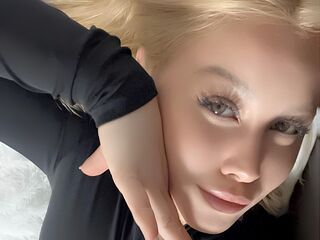 free live cam KatrinaMezina